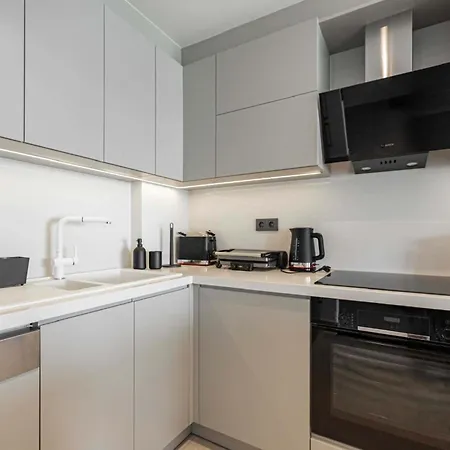 Stunning With Private Pool And Luxuriest Views