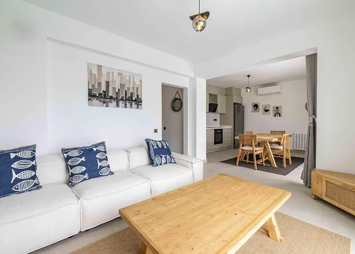 Stunning With Private Pool And Luxuriest Views Yalıkavak