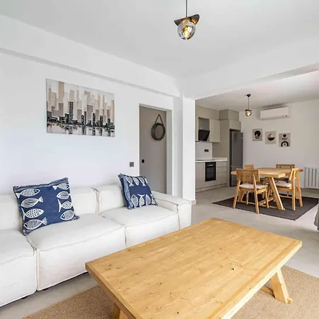 Stunning With Private Pool And Luxuriest Views 얄리카베크