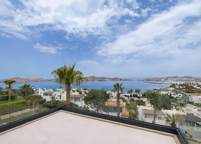 Stunning With Private Pool And Luxuriest Views *